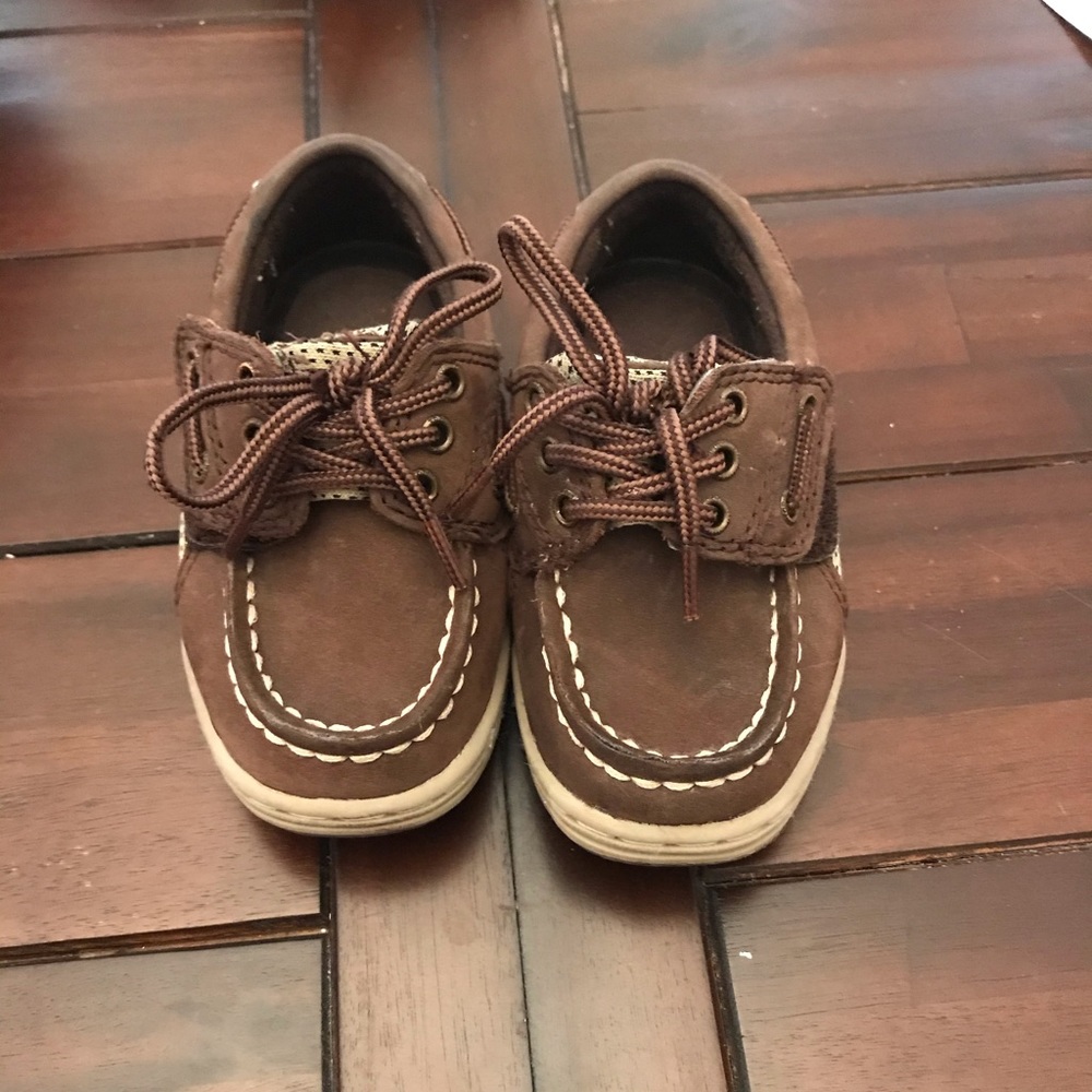 Toddler boy Sperry size 6.5W